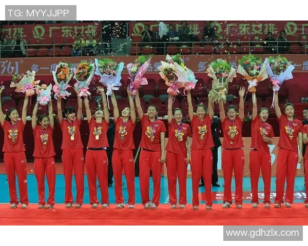 杭州排球队在奥运会上的默契配合展现团队精神与竞技实力