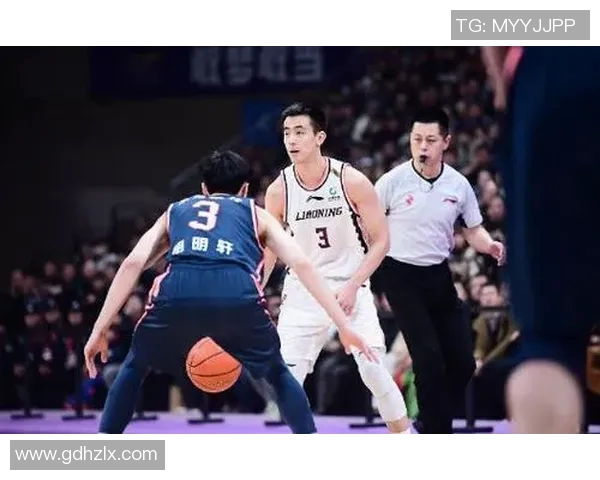 深圳篮球队强势领跑锦标赛积分榜总分达到73分引发关注