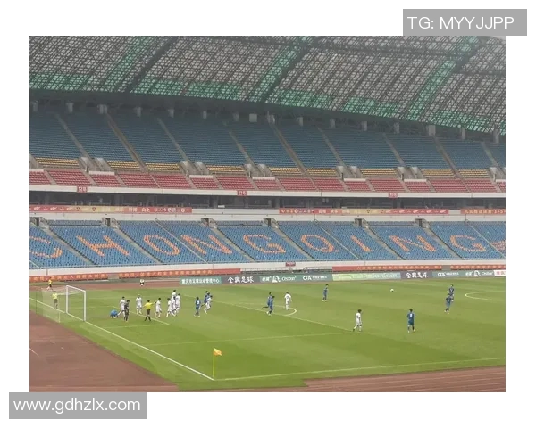 西安网球队边路渗透战术解析与实践探讨