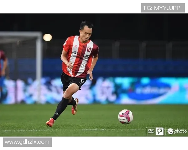 深圳足球队以66分领跑冠军赛积分榜展现强劲实力