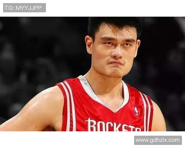 足球明星姚明的身高究竟有多高引发了球迷们的热议与关注